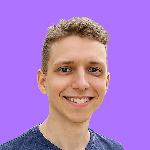 Алексей Иванов